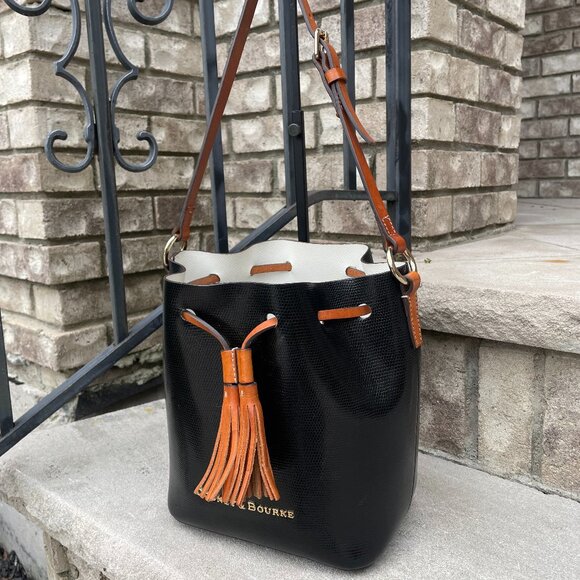 DOONEY & BOURKE SIENA SERENA DRAWSTRING BUCKET SHOULDER BAG Black Leather Tassel - Picture 4 of 16